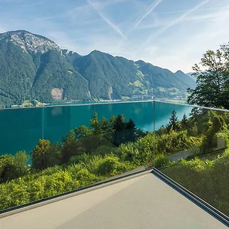 Exklusives Chalet Mit Traumhafter See- Und Bergsicht Seelisberg Exterior photo