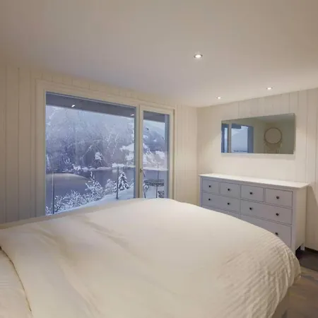 Exklusives Chalet Mit Traumhafter See- Und Bergsicht Seelisberg Exterior photo